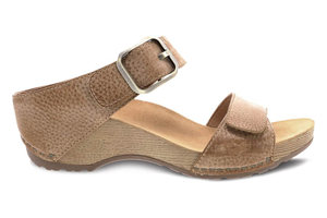 Dansko Tanya: Tan Milled Burnished